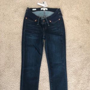 NWT Madewell Maternity Jeans- Side Panel